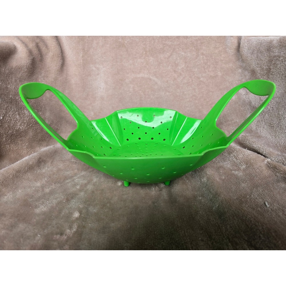 OXO Good Grips Green Silicone Steamer Basket with Handles and Feet
